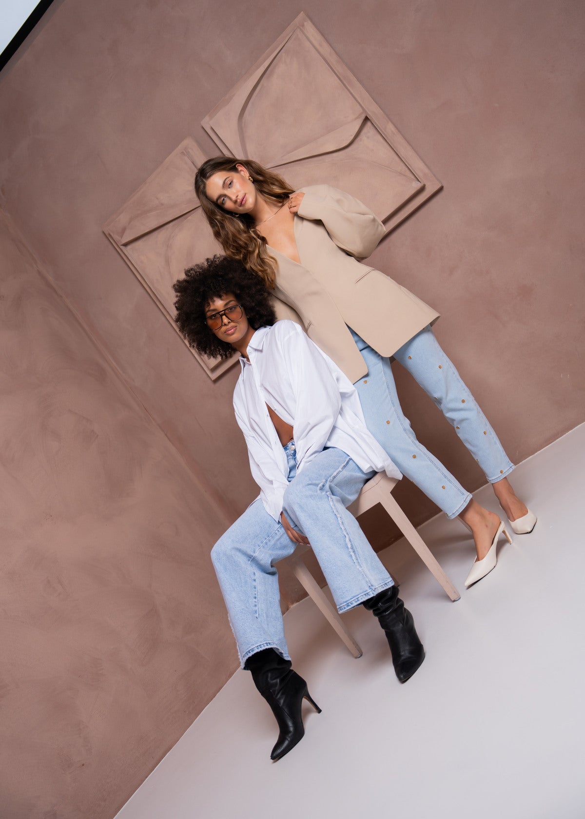 Straight Leg Jeans - ruffle light blue